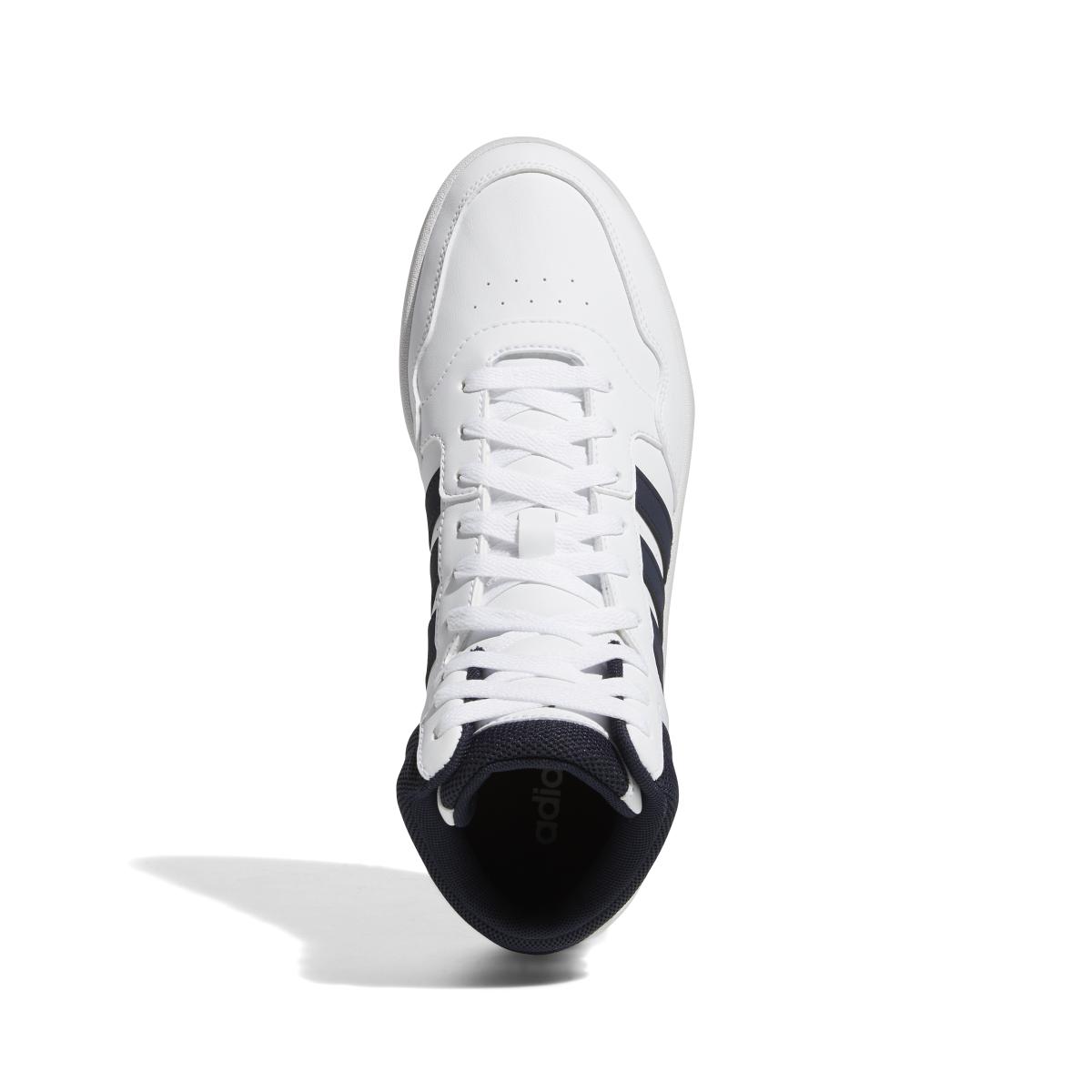 product/a/d/adidas_gy5543_3_footwear_photography_top_portrait_view_white.jpg