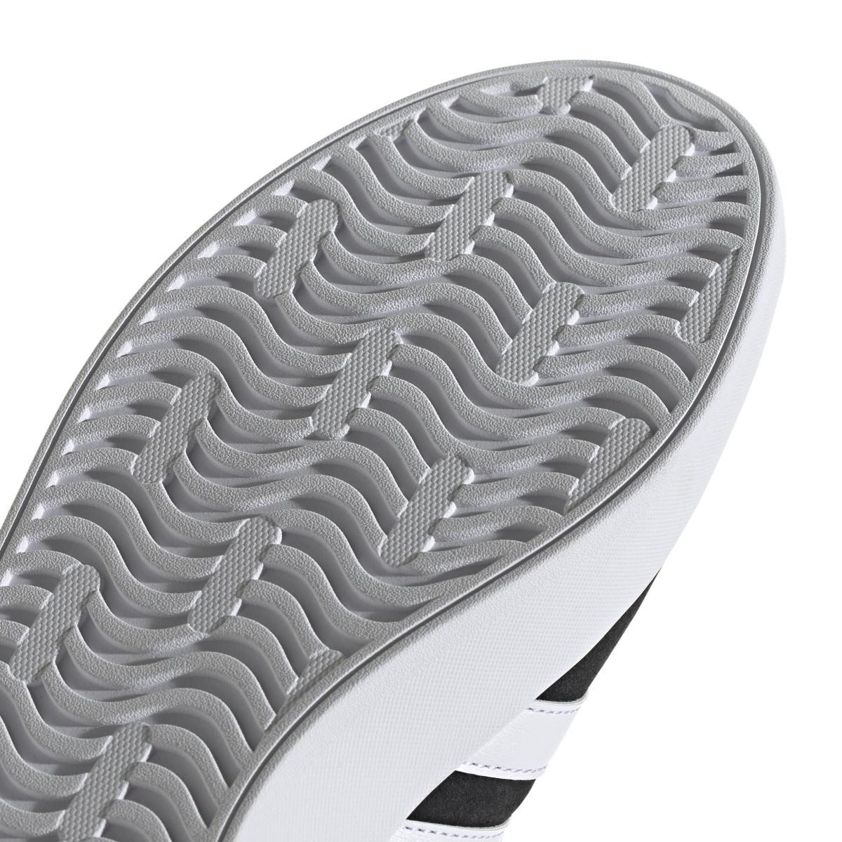 product/a/d/adidas_id6278_9_footwear_photography_detail_view_2_white.jpg