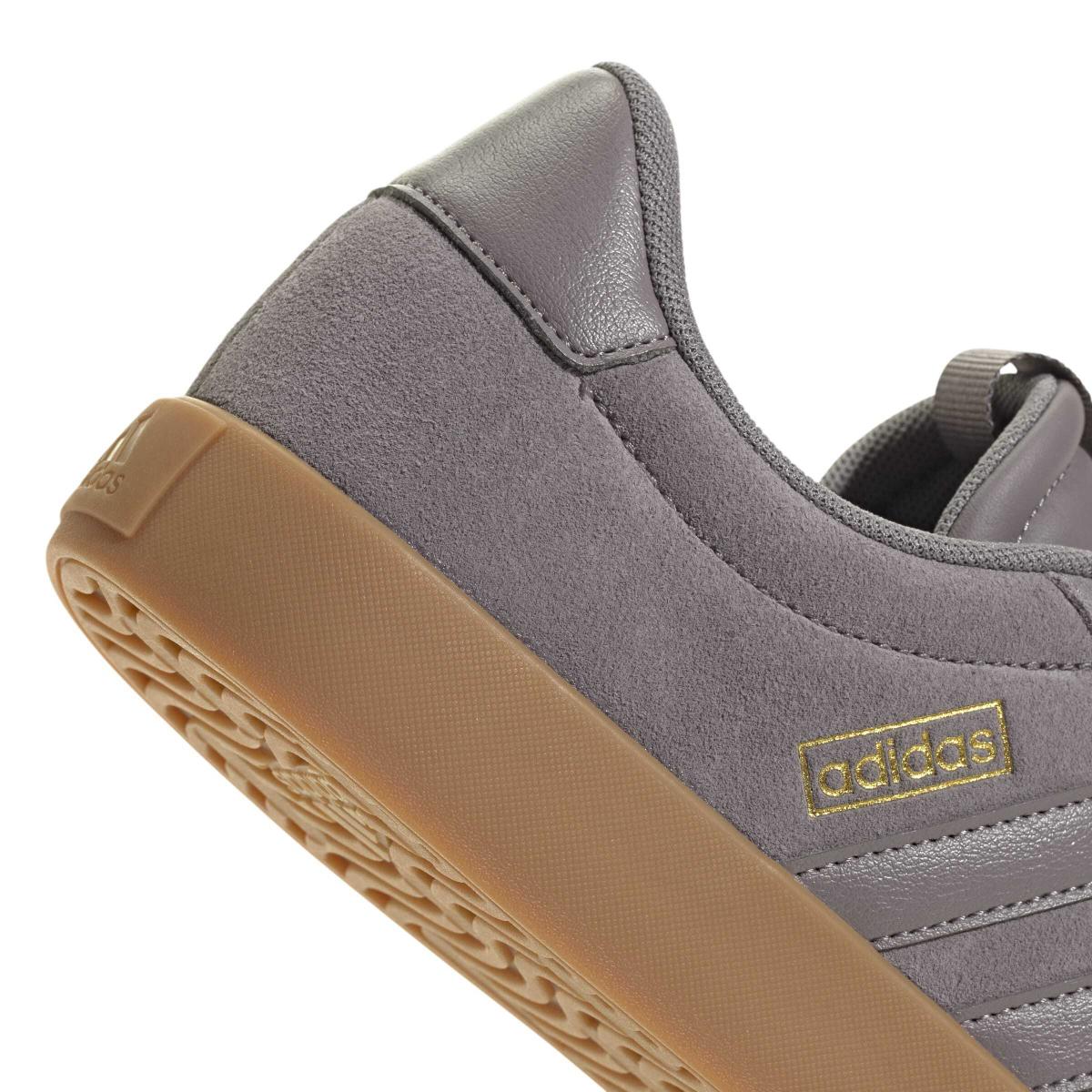 product/a/d/adidas_ih8911_9_footwear_photography_detail_view_2_white-nw091625.jpg
