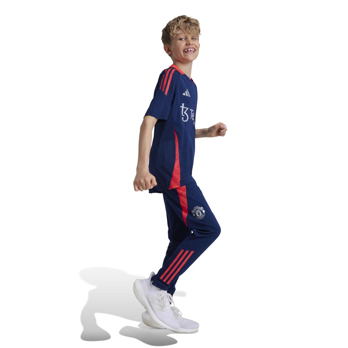 product/a/d/adidas_it2025_3_apparel_on_model_walking_view_white.jpg