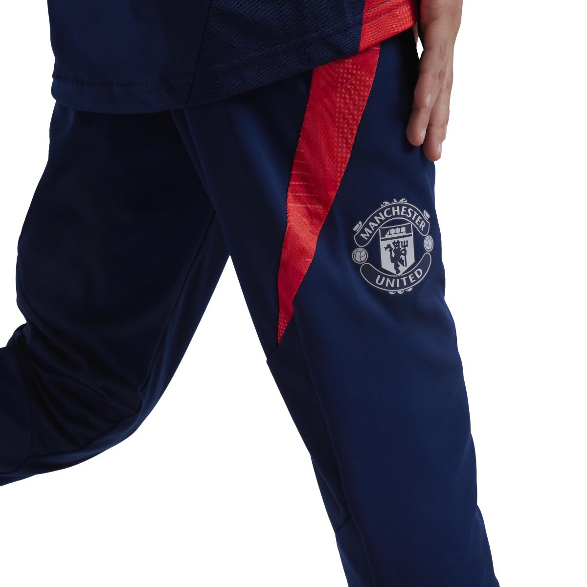 product/a/d/adidas_it2025_5_apparel_on_model_detail_view_2_white.jpg