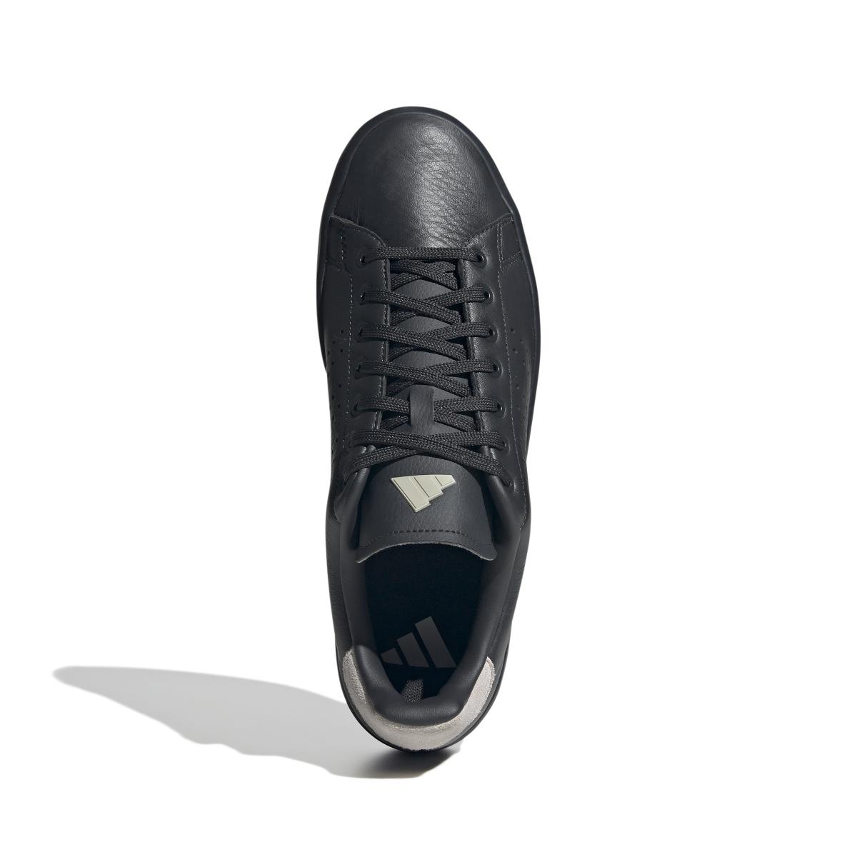 product/a/d/adidas_ji2378_3_footwear_photography_top_portrait_view_white-nw091625.jpg