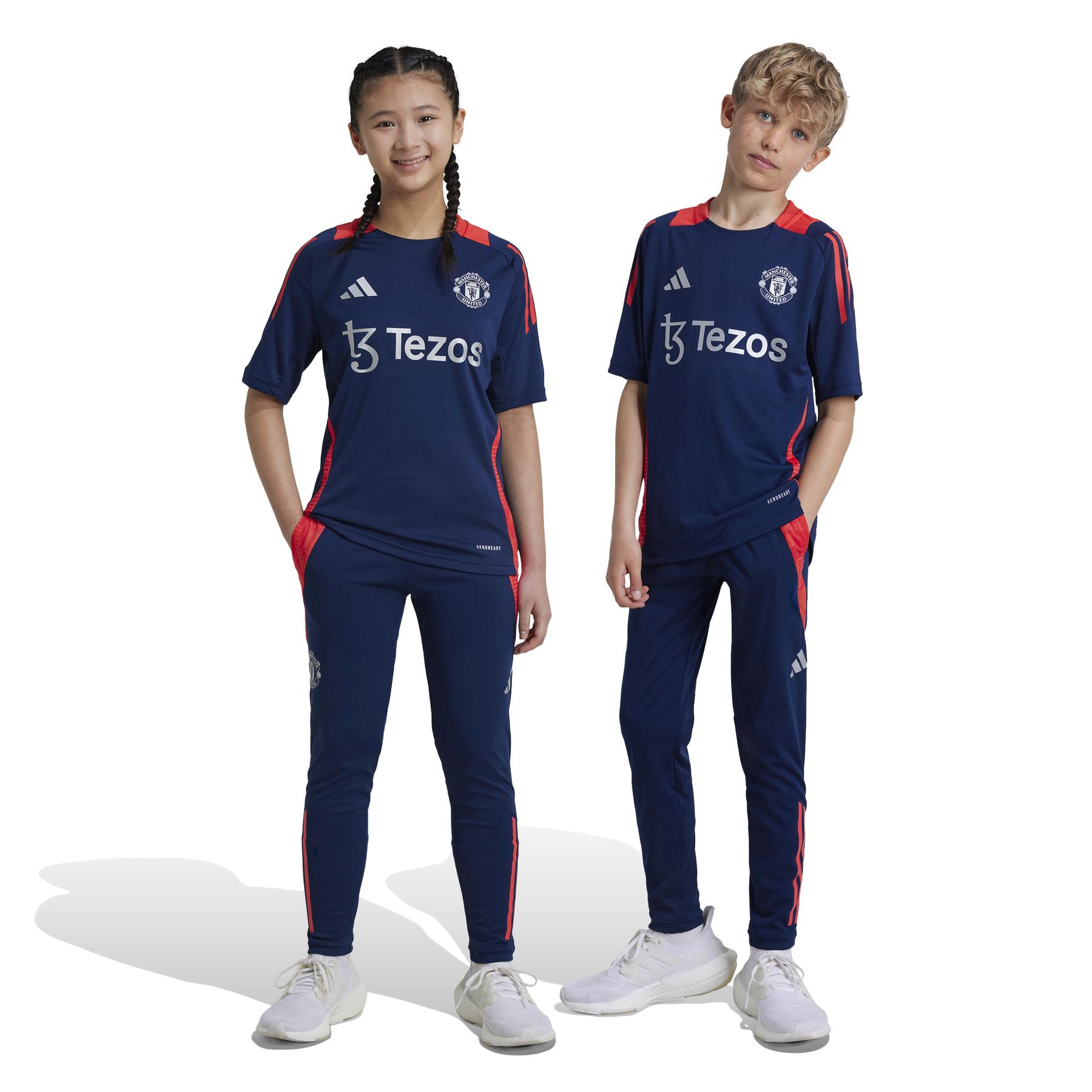 product/a/d/adidas_it2025_7_apparel_on_model_standard_unisex_pair_shot_white.jpg