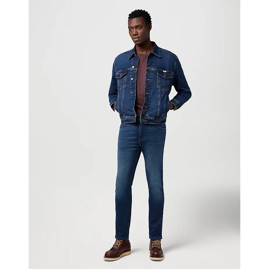 product/w/r/wrangler-112372934-fog-5.jpg