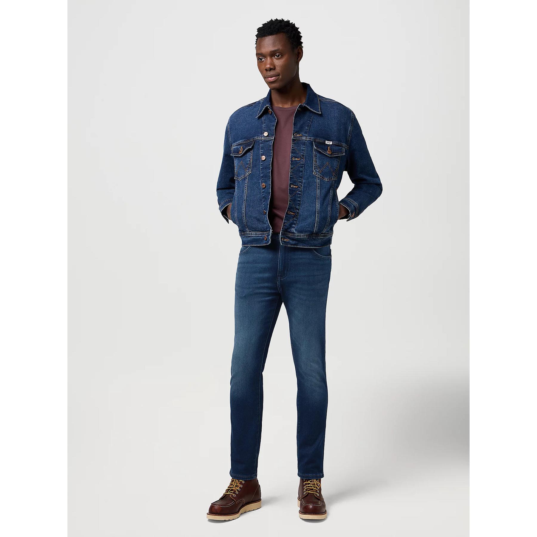 product/w/r/wrangler-112372934-fog-6.jpg