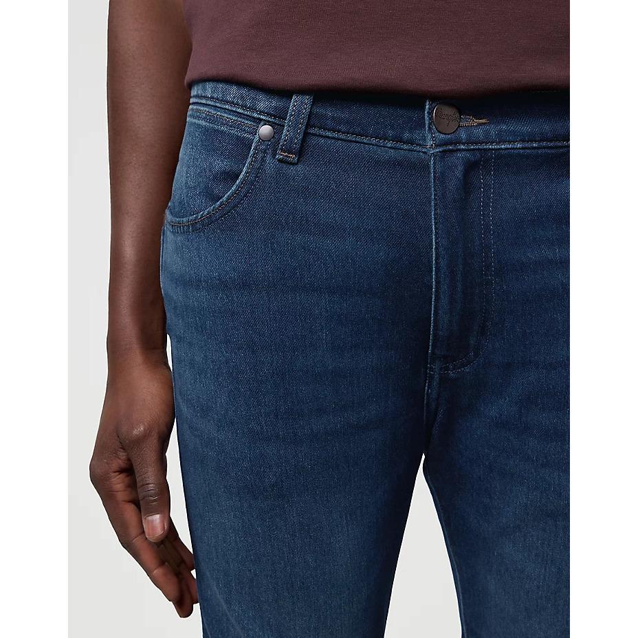 product/w/r/wrangler-112372934-fog-9.jpg