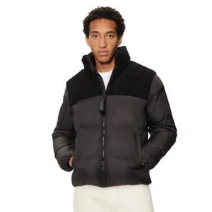 j30j326091-casaco-de-sherpa-calvin-klein-preto