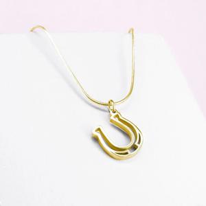 pt-pe-04-hw-gp-00-xx-pingente-de-ferradura-para-mulher-ponytail-co-ouro-tu